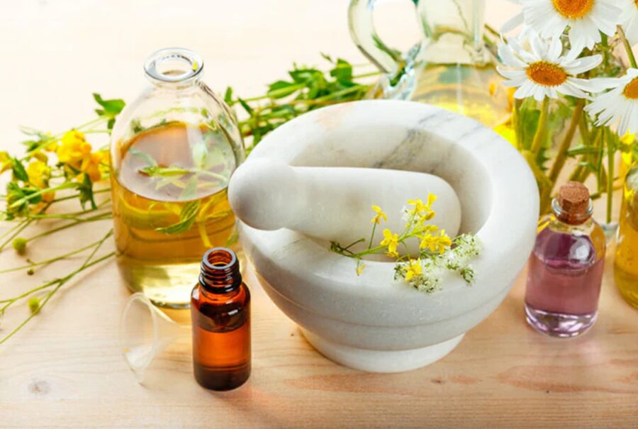 10 Best Essential Oils for Glowing Skin