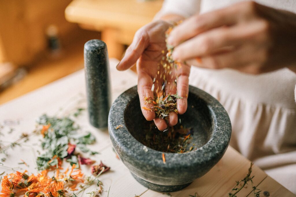 Best Herbs to Support Your Gallbladder Naturally